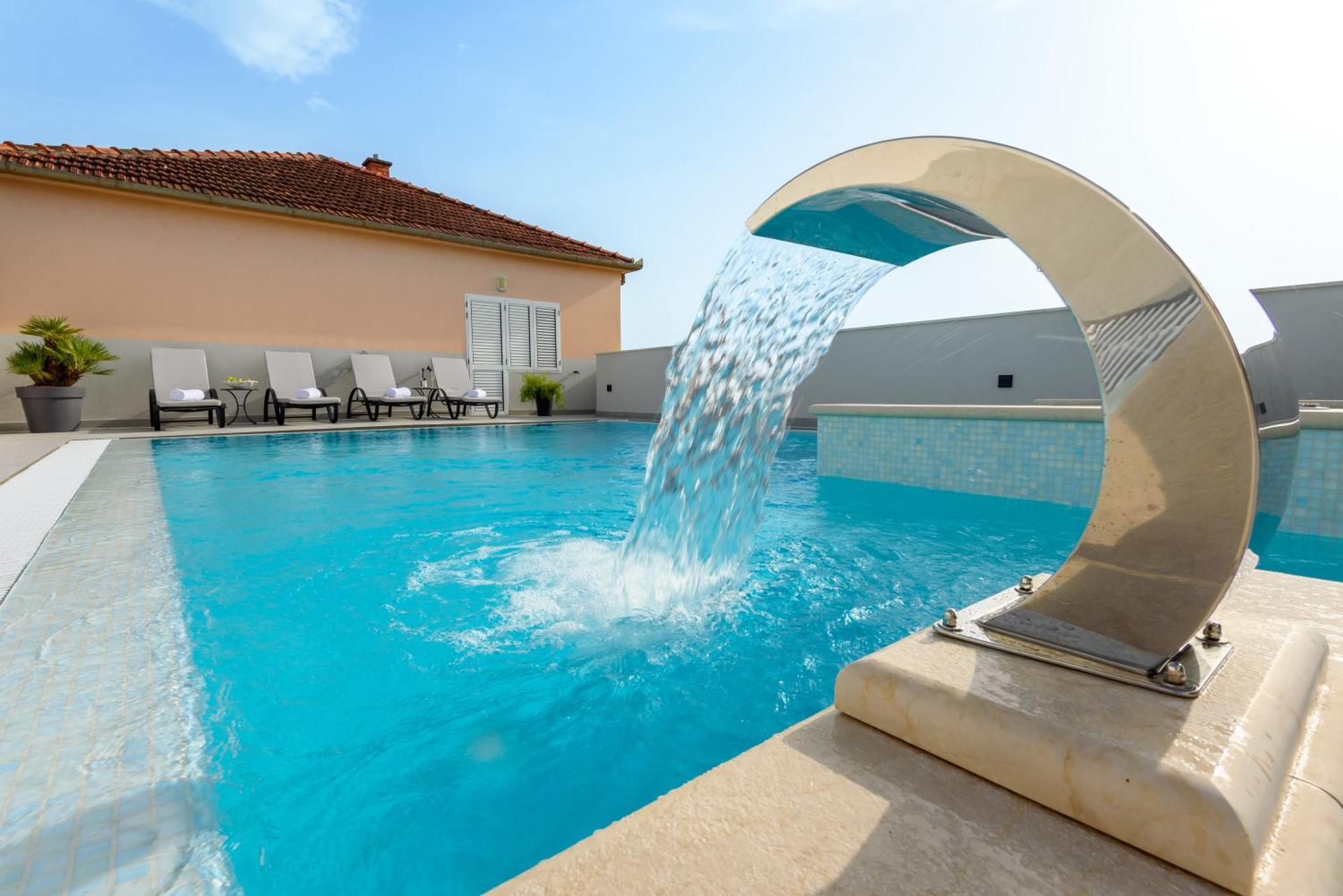 Neretva Valley Apartments - Heated Pool Metkovic Exterior photo
